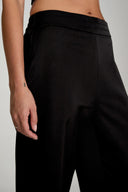 Pantalon en satin Suit Me Up