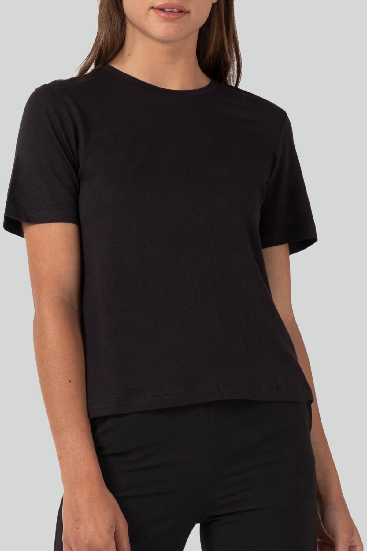 Black t shirt simple hotsell